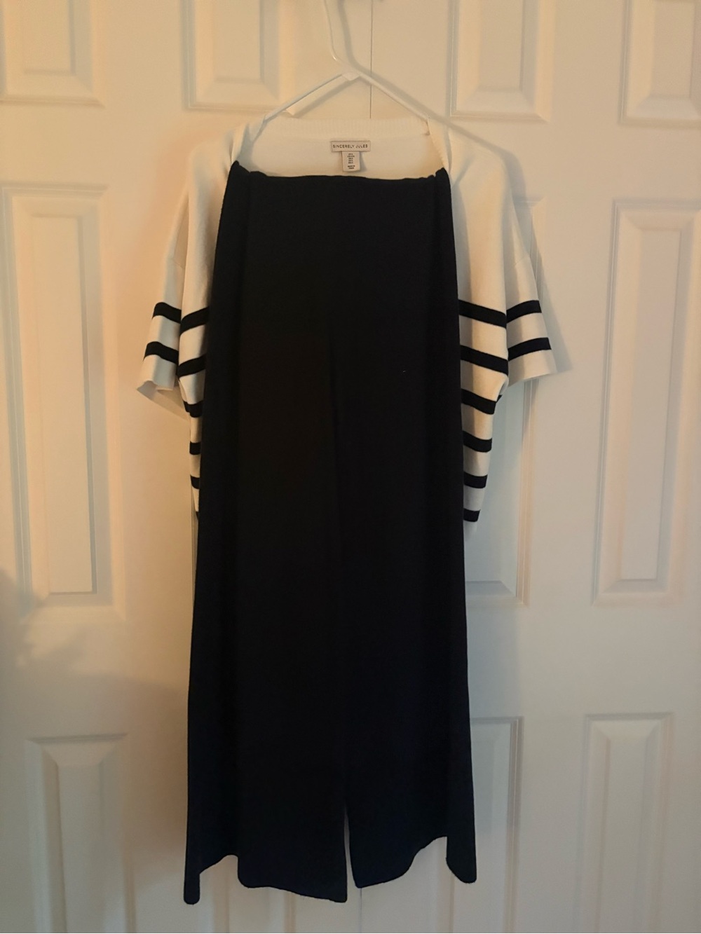 Cropped White & Black striped sweater with matching black wide leg pants - Picture 2 of 2